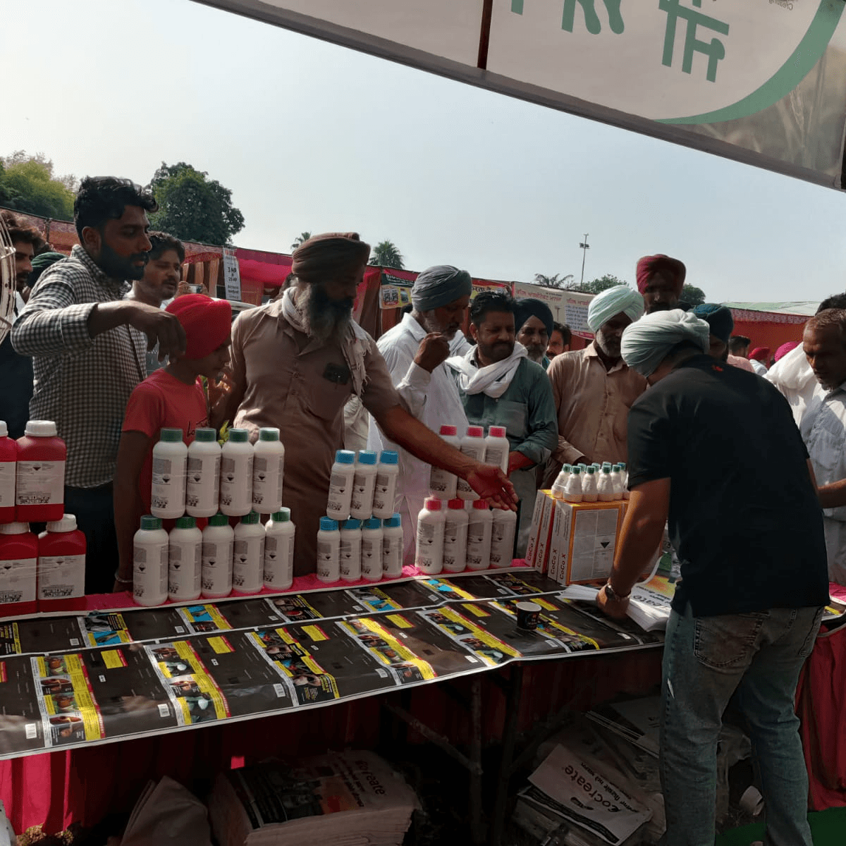 Farmer buying cocreate products